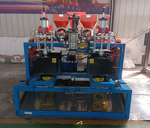 半自動55型高阻隔吹塑機(jī)