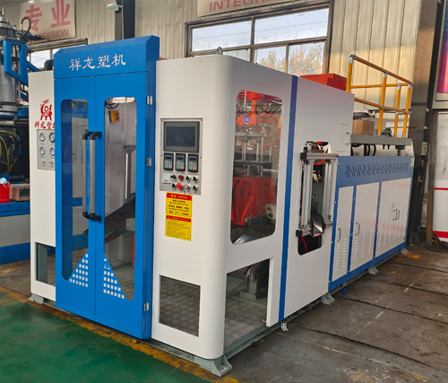 17、全自動5升吹塑機1.jpg