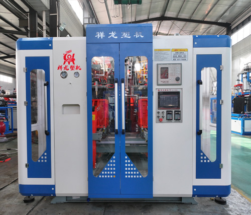 4、全自動(dòng)電動(dòng)移模吹塑機(jī)1.jpg